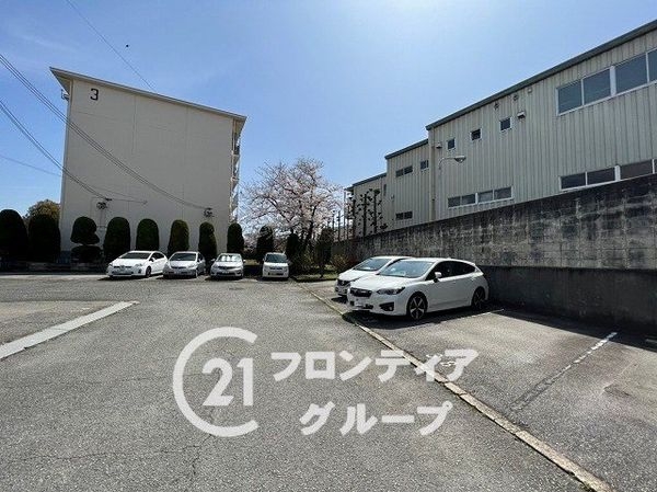 上田東町住宅三号棟　中古マンション