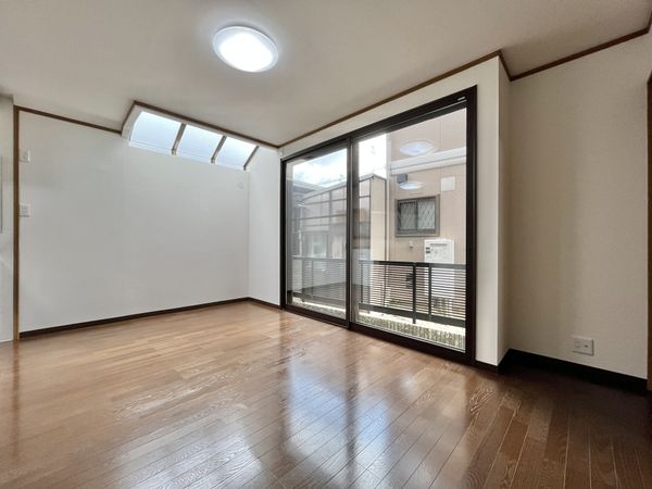 西宮市下大市東町の中古一戸建て