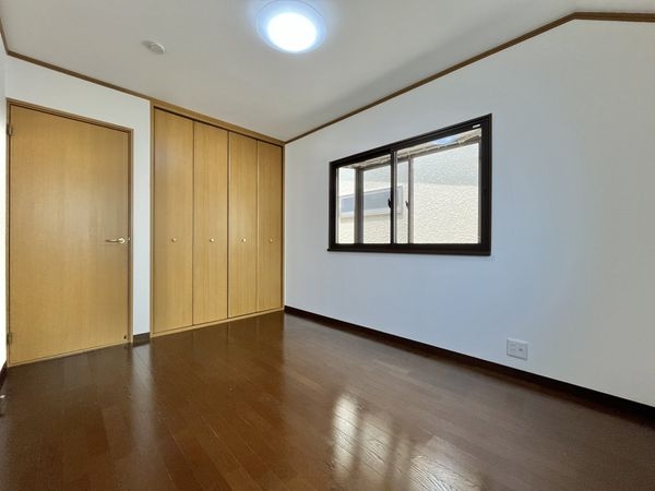 西宮市下大市東町の中古一戸建て