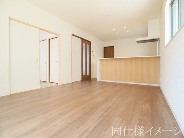 宝塚市安倉北２丁目　新築一戸建て　１号棟