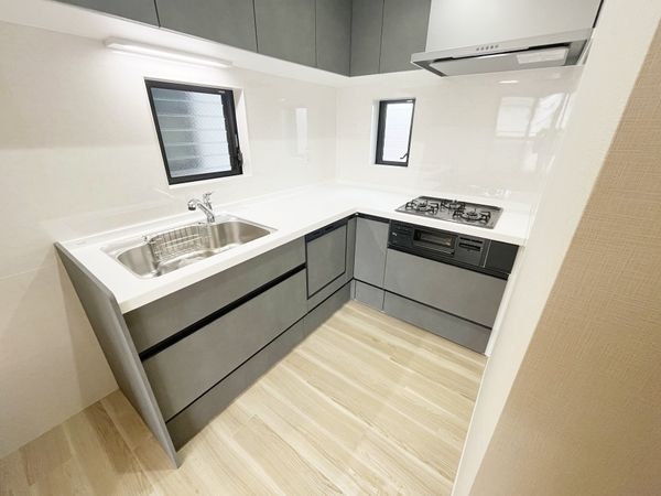 尼崎市食満２丁目の中古一戸建て