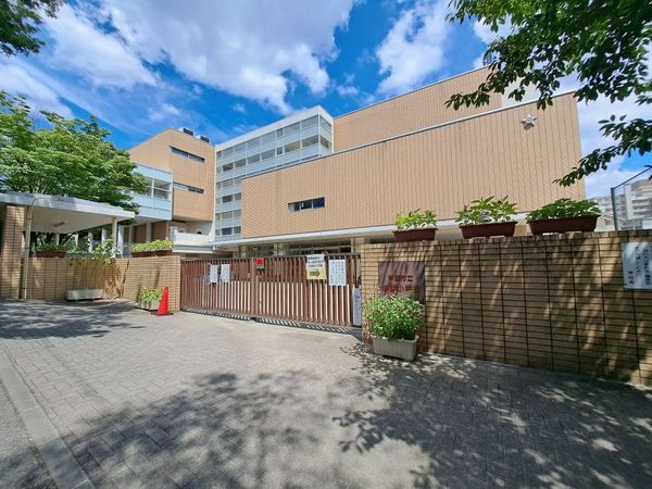 芦屋ヒューマンズ　中古マンション(芦屋市立岩園小学校)