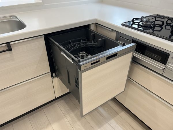尼崎市神田中通８丁目　新築一戸建て　１期　２号棟