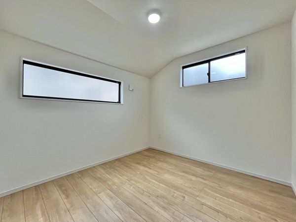宝塚市売布４丁目　新築一戸建て　２期　全１区画