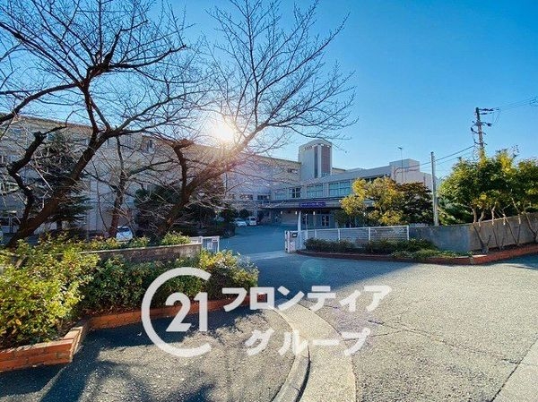 宝塚市売布４丁目　新築一戸建て　２期　全１区画(宝塚市立宝塚中学校)