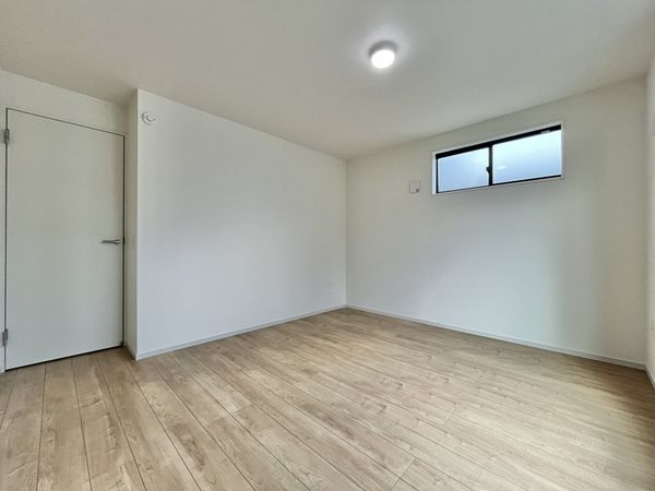 宝塚市売布４丁目　新築一戸建て　２期　全１区画