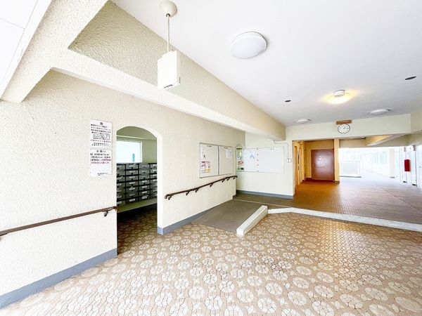 逆瀬川グリーンハイツＢ棟　中古マンション