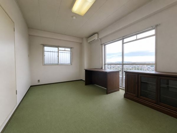 逆瀬川グリーンハイツＢ棟　中古マンション