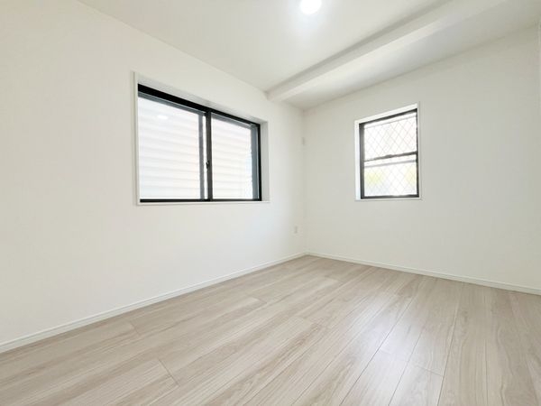 西宮市今津山中町　新築一戸建て　全１区画