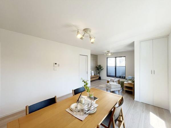 西宮市今津山中町　新築一戸建て　全１区画