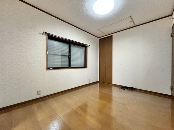 尼崎市栗山町１丁目の中古一戸建て