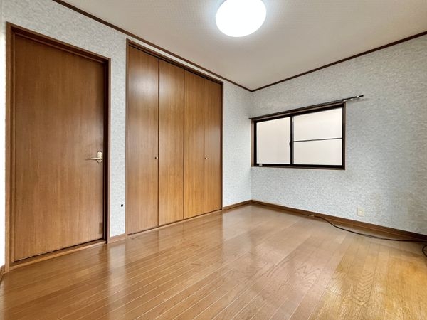 尼崎市栗山町１丁目の中古一戸建て