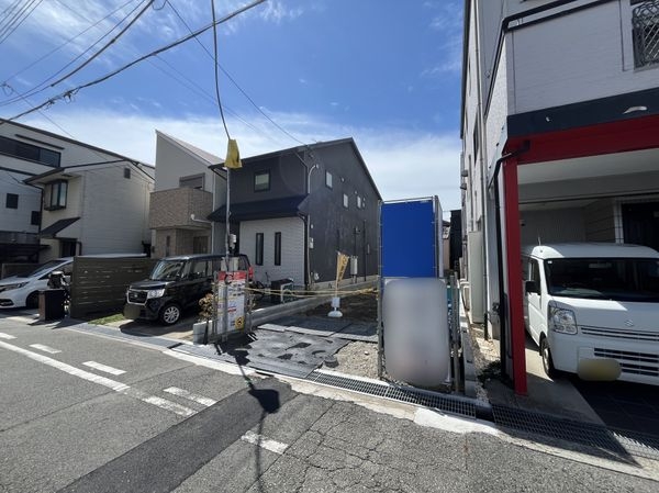 尼崎市立花町１丁目　新築一戸建て　２期　１号棟