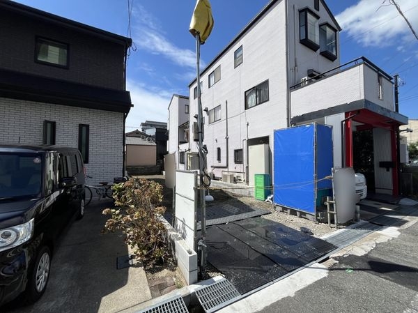 尼崎市立花町１丁目　新築一戸建て　２期　１号棟