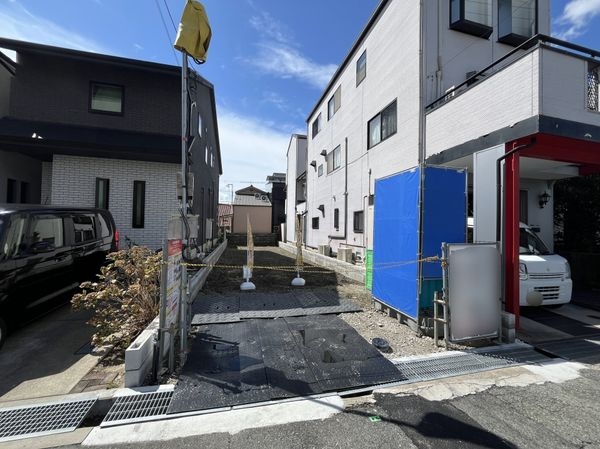 尼崎市立花町１丁目　新築一戸建て　２期　１号棟
