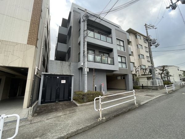 ベルデフラッツ逆瀬川　中古マンション