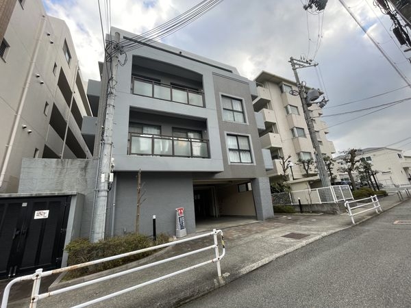 ベルデフラッツ逆瀬川　中古マンション