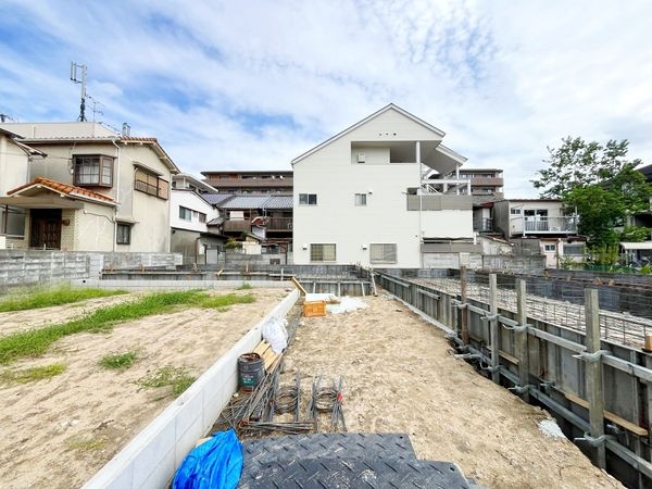 尼崎市稲葉荘１丁目　新築一戸建て　１期　２号棟