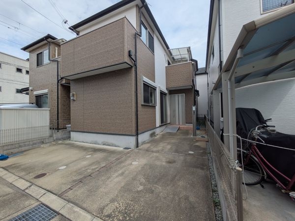 尼崎市道意町４丁目の中古一戸建て
