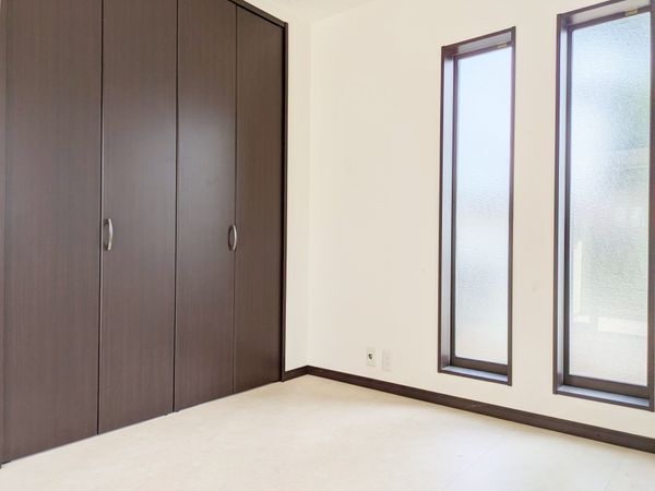 宝塚市雲雀丘１丁目の中古一戸建て