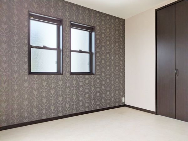 宝塚市雲雀丘１丁目の中古一戸建て