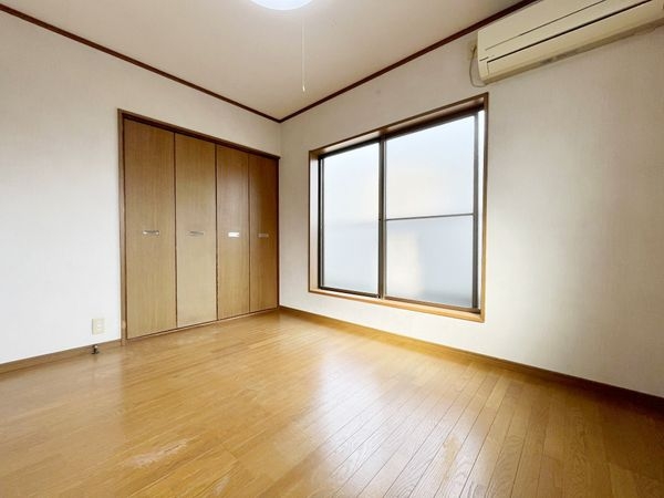 西宮市小曽根町３丁目の中古一戸建て
