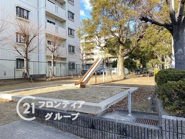 ロイヤルコート逆瀬川　中古マンション