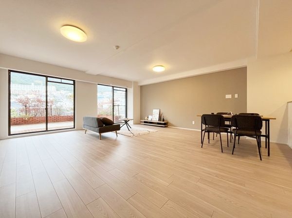 ロイヤルヒル芦屋　中古マンション