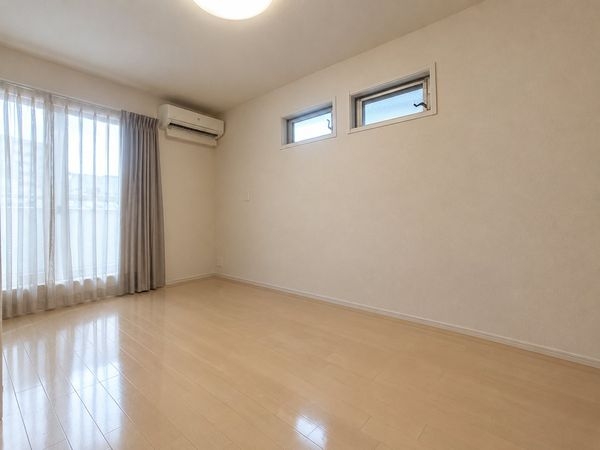 西宮市中前田町の中古一戸建て
