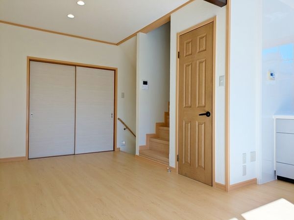 西宮市南越木岩町の中古一戸建て