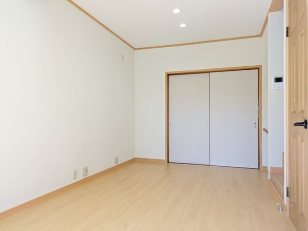 西宮市南越木岩町の中古一戸建て