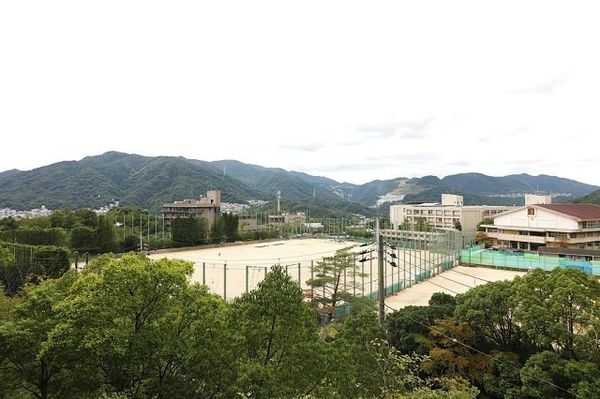 ラ・ビスタ宝塚サウステラス２番館　中古マンション