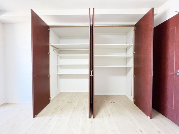 アズ・ワン、リッシュ　中古マンション