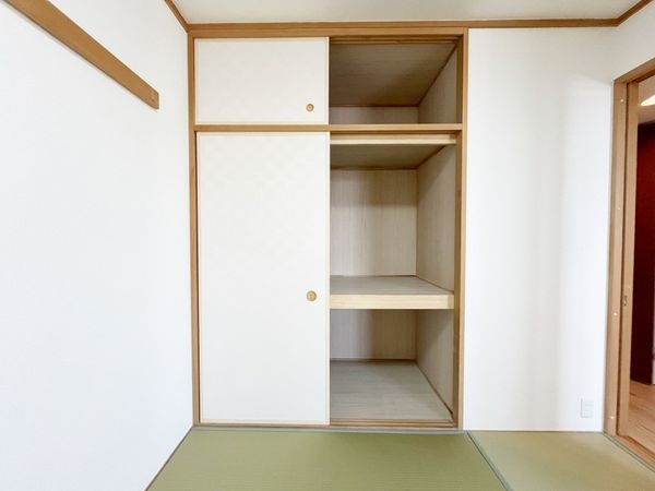 アズ・ワン、リッシュ　中古マンション