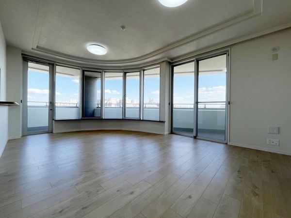 アズ・ワン、リッシュ　中古マンション