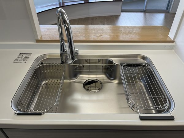 アズ・ワン、リッシュ　中古マンション