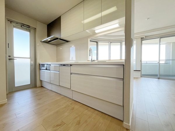 アズ・ワン、リッシュ　中古マンション