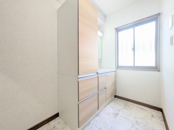 宝塚市逆瀬台６丁目の中古一戸建て