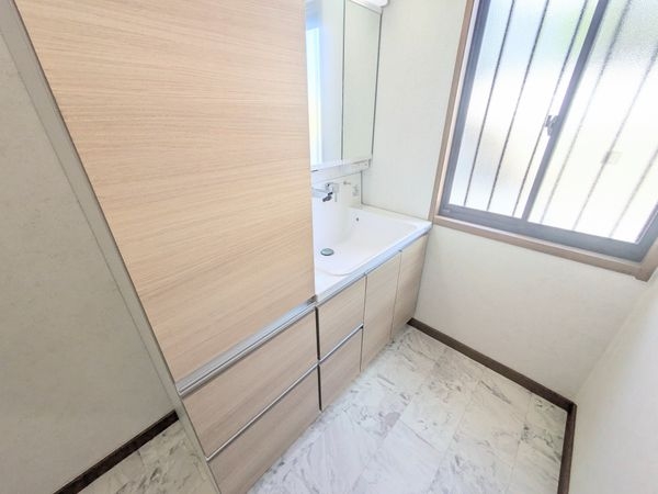 宝塚市逆瀬台６丁目の中古一戸建て
