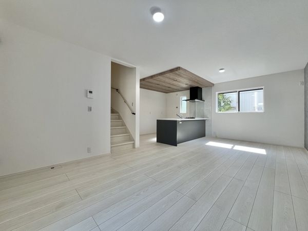 尼崎市富松町４丁目　新築一戸建て　第２　全１区画