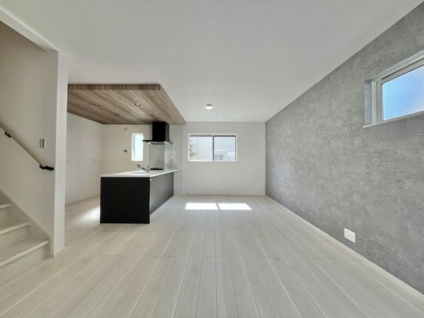 尼崎市富松町４丁目　新築一戸建て　第２　全１区画