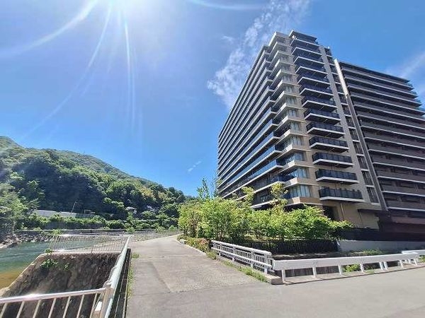 ザ・パークハウス宝塚　中古マンション