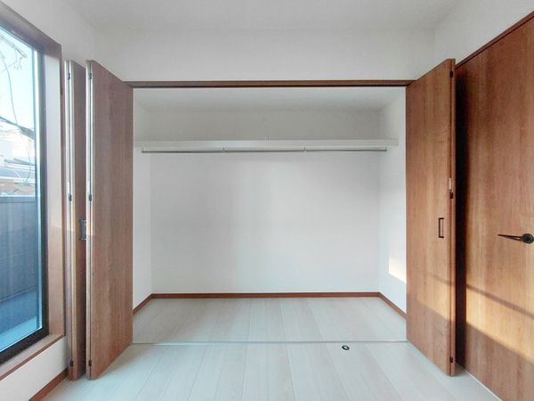 西宮市小曽根町４丁目　新築一戸建て　全１区画