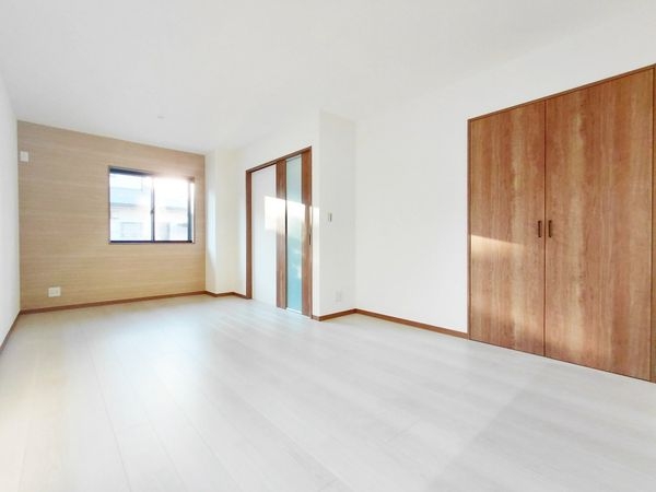 西宮市小曽根町４丁目　新築一戸建て　全１区画
