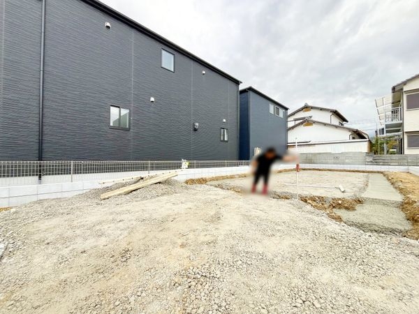 宝塚市高司３丁目　新築一戸建て　1期　2号棟