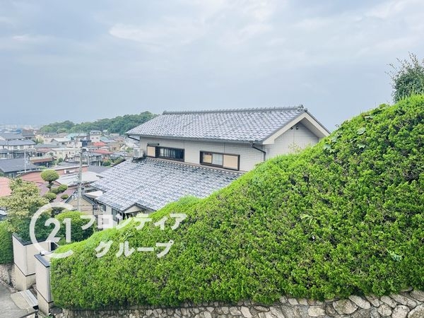 西宮市仁川百合野町の中古一戸建て