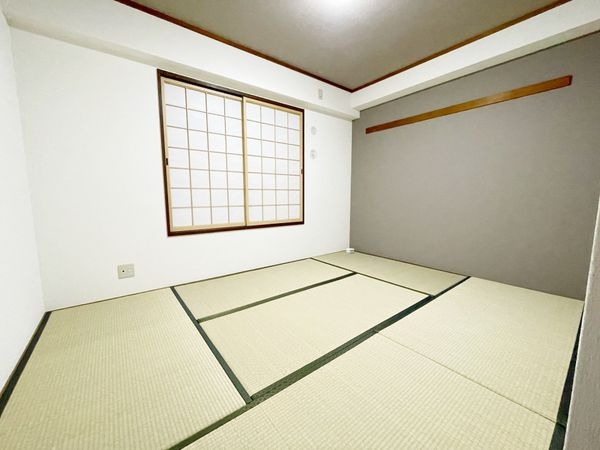 コスモ宝塚ツインフォルム　中古マンション