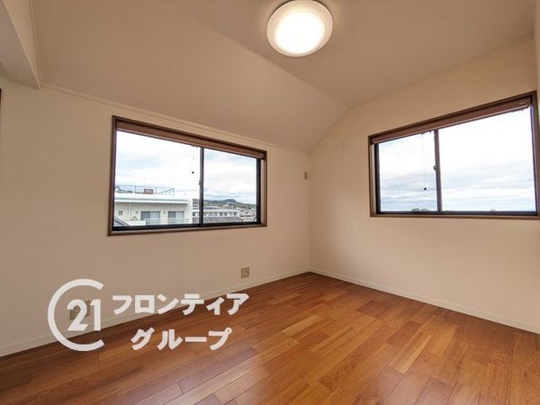 芦屋市東山町の中古一戸建て