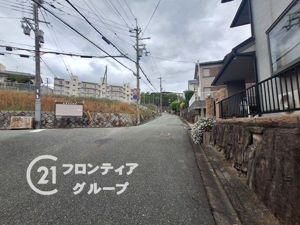 宝塚市売布山手町　中古一戸建て