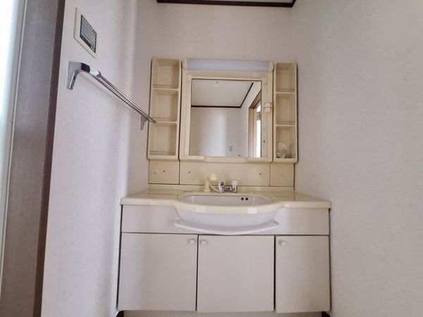西宮市霞町の中古一戸建て